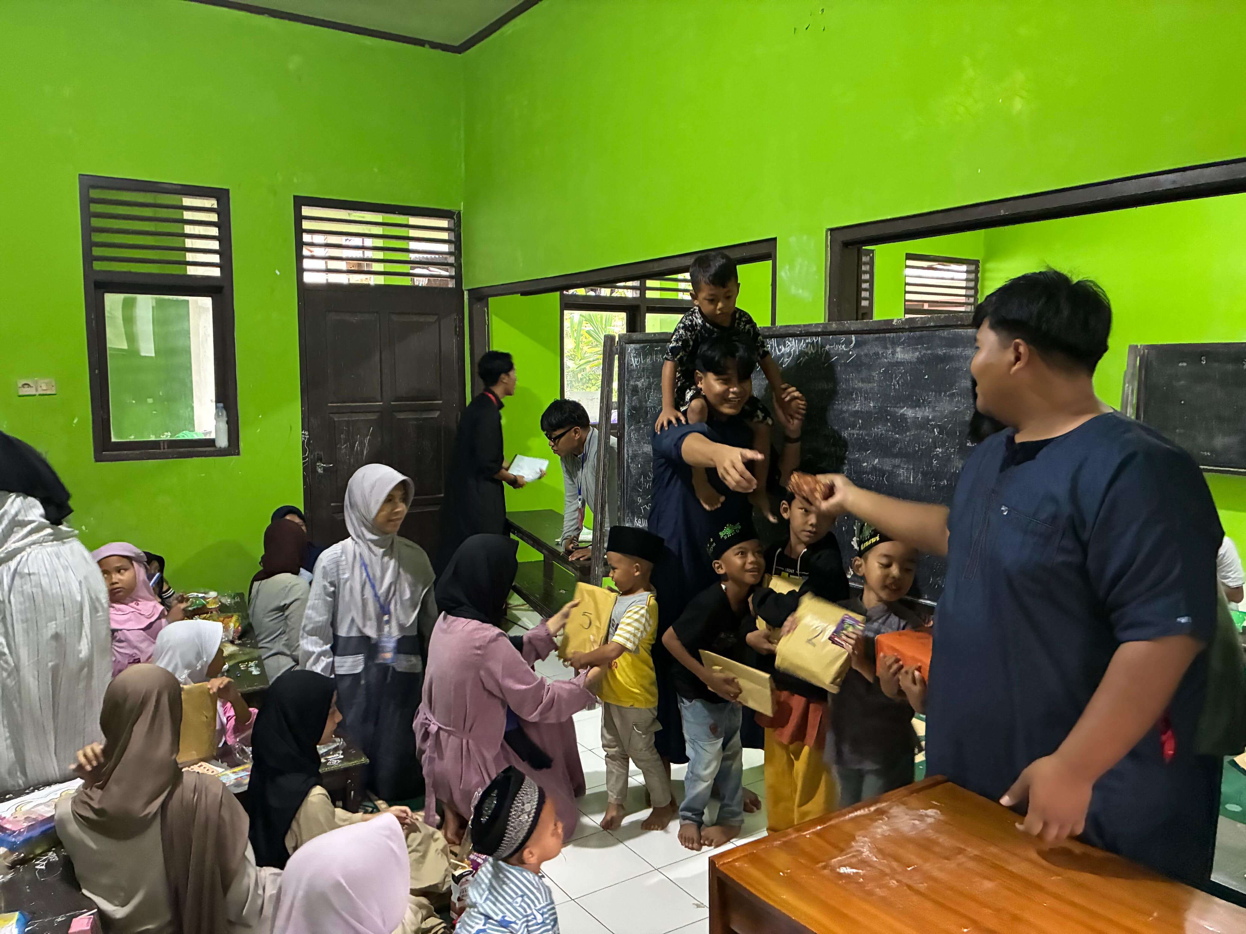 Ilustrasi IT Helpdesk